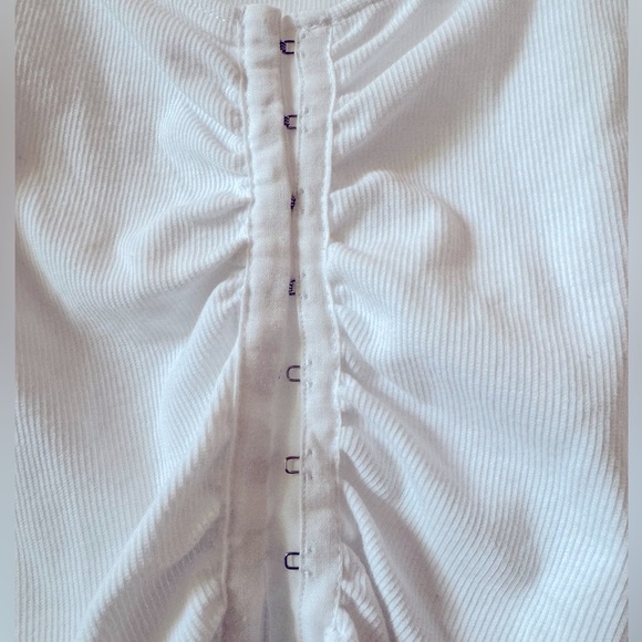 Junior Mixed Thread Adjustable front crop cinch white short sleeve shirt Large - Picture 3 of 5